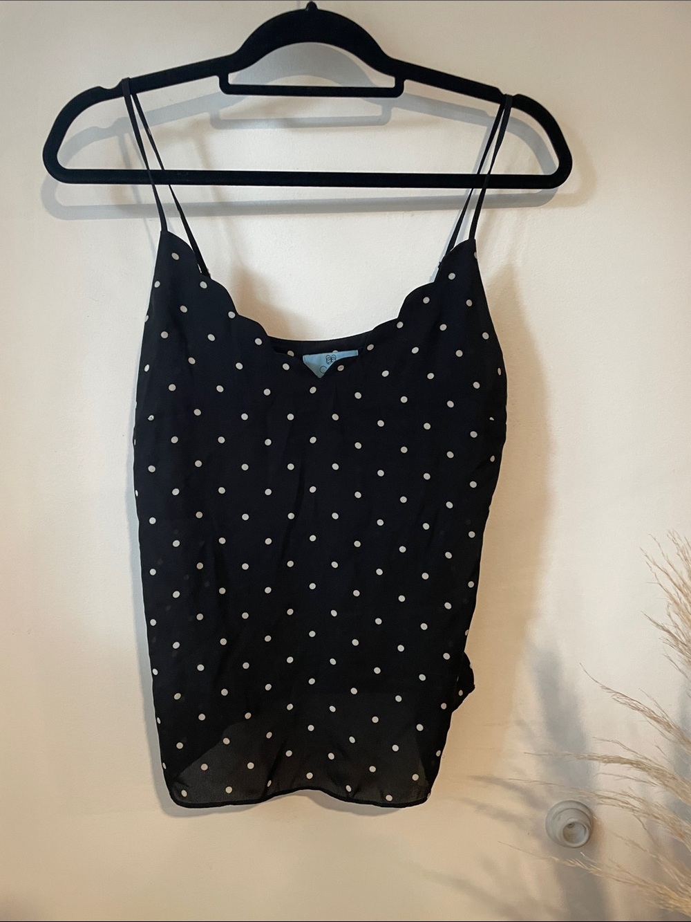 CeCe Black Polka Dot Scallop-Edge Cami Sz XS B139